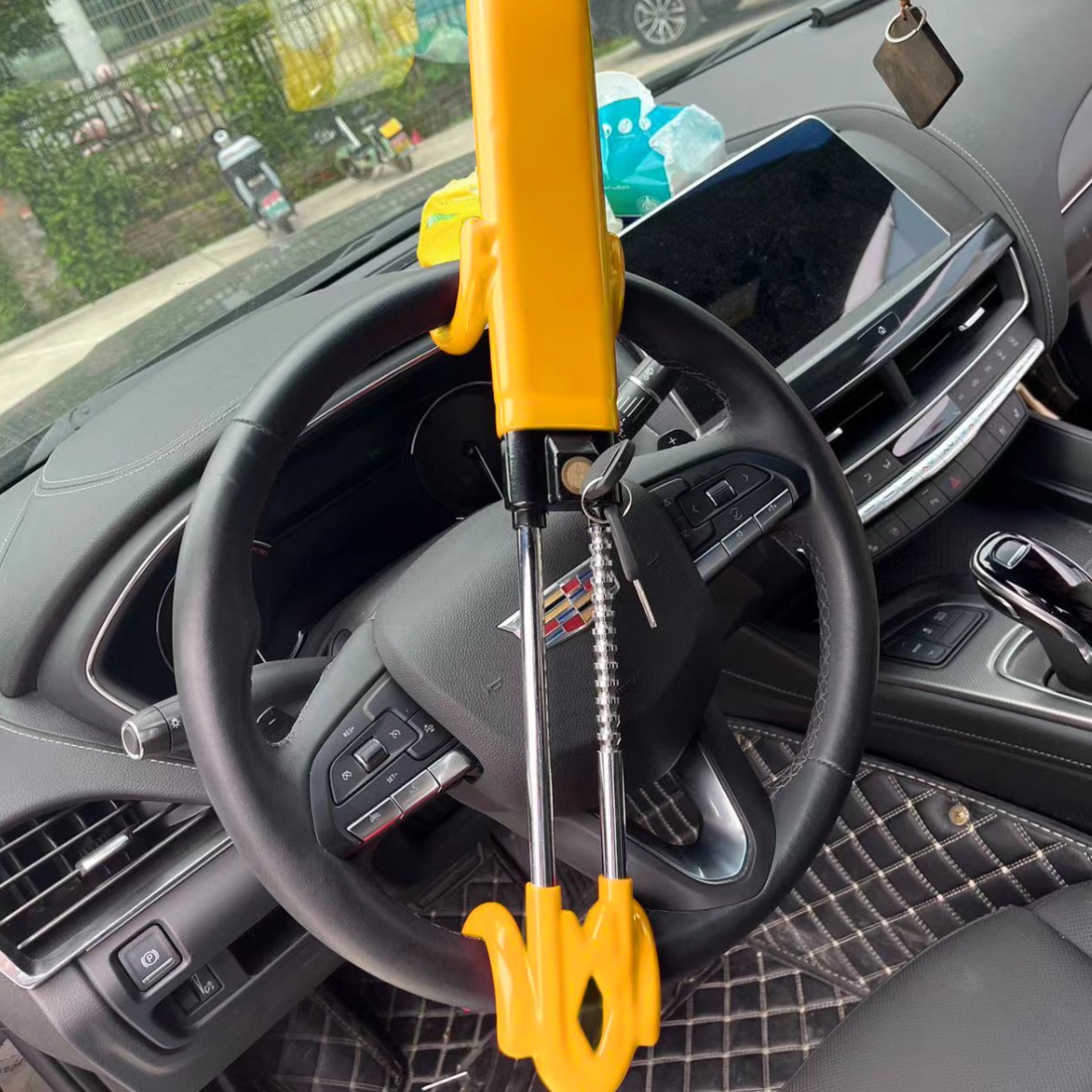 Double-Hook Steering Wheel Lock with Keys